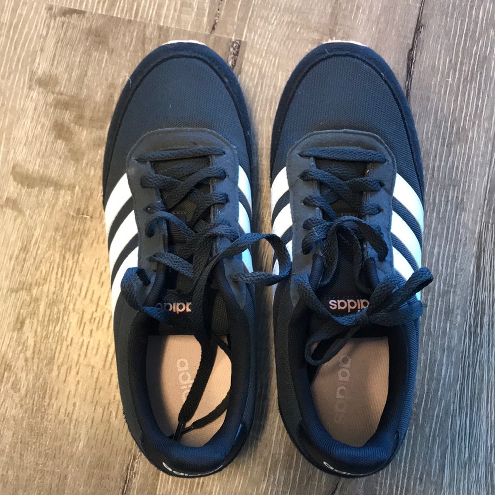 Adidas Women’s black & white
